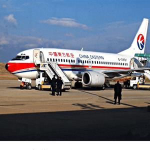 承德机场货运航空快运业稳步发展的原因是什么？